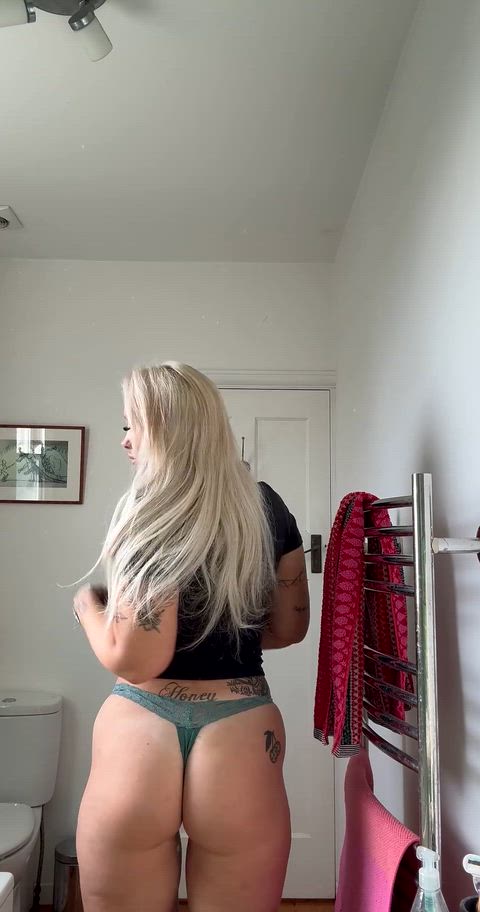 If i sent more pics of my chubby ass would you jerk off?