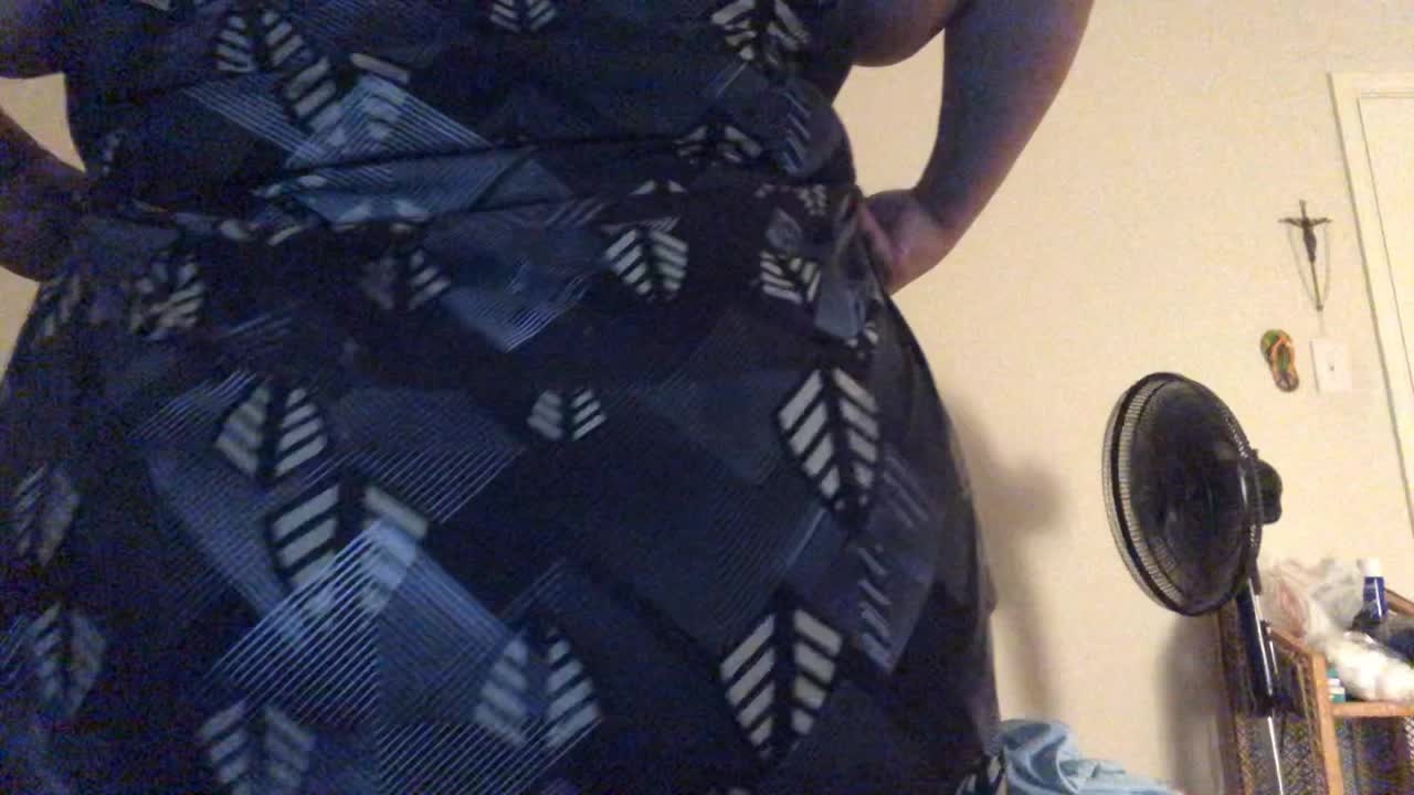 Happy humps day rom me to you 😁🍑🍑💦💦