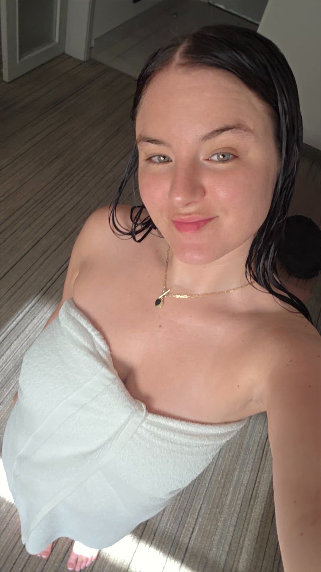 Amateur, Babe, Boobs, Brunette, Cute, MILF