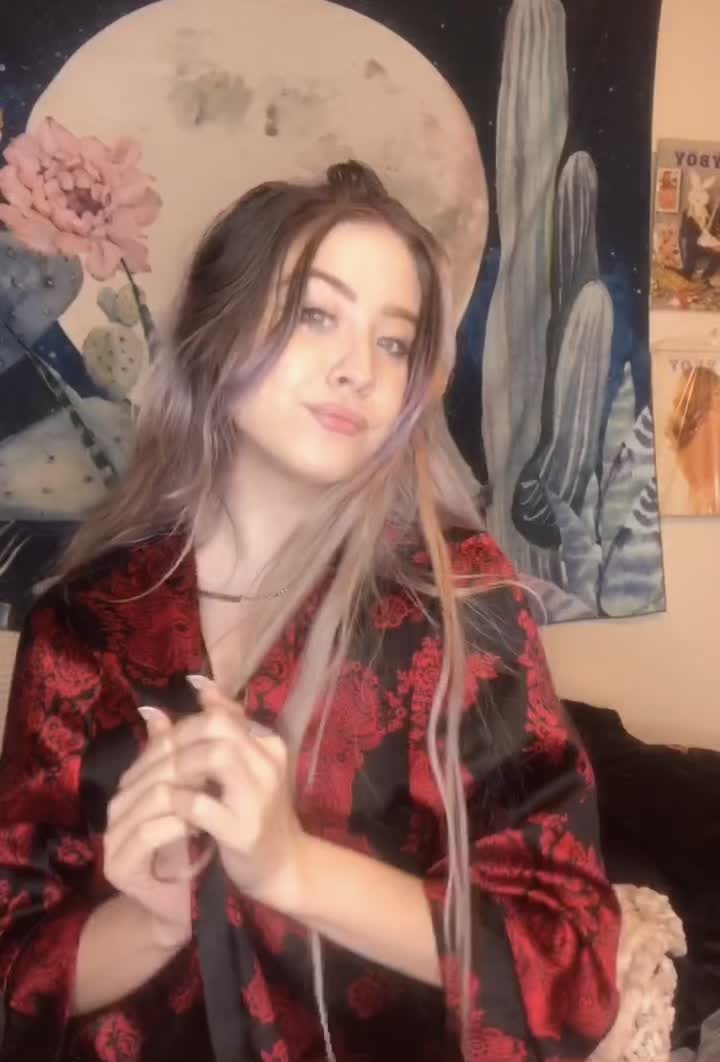 new to naughty tiktoks 🙈