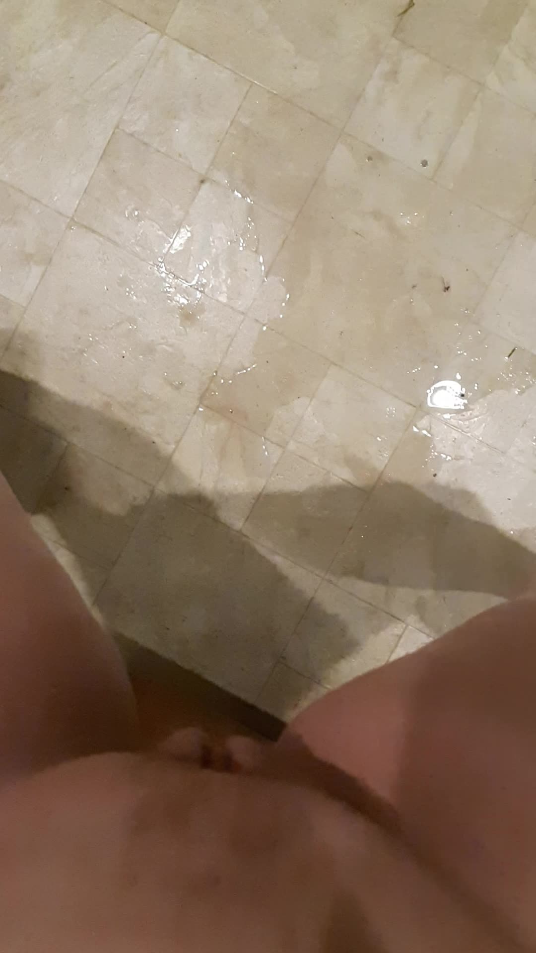 Enjoying a kitchen piss pt 2 - spraying all over the kitchen