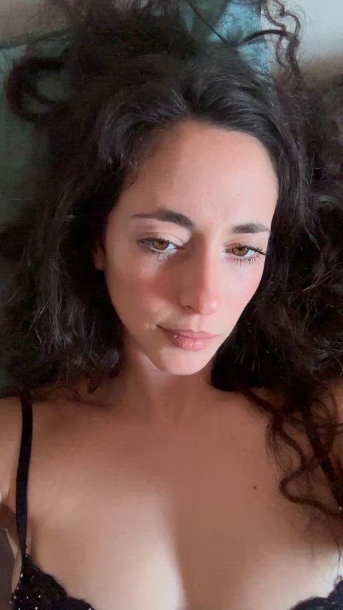 Come lay with me