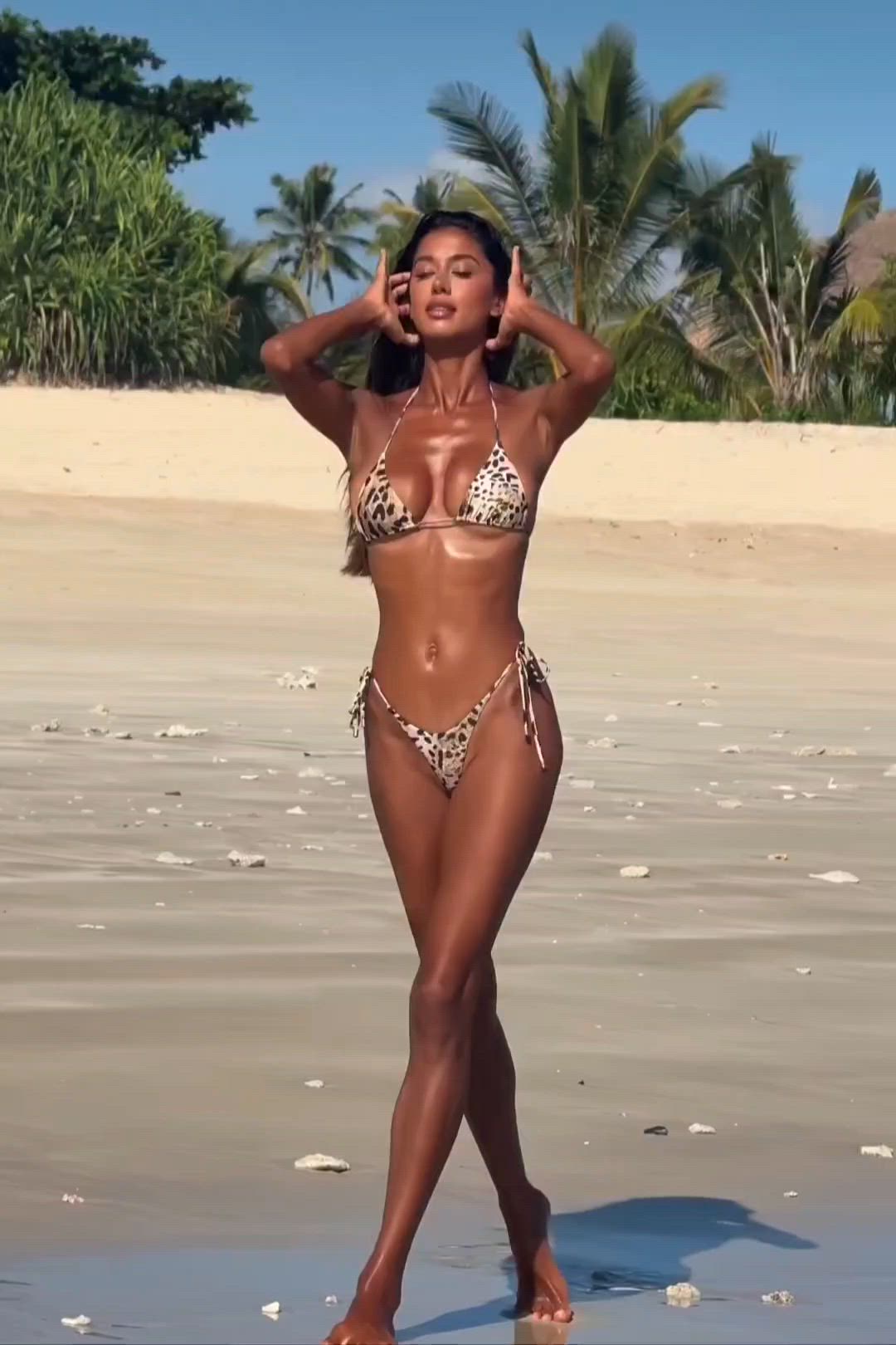 GIF thumbnail