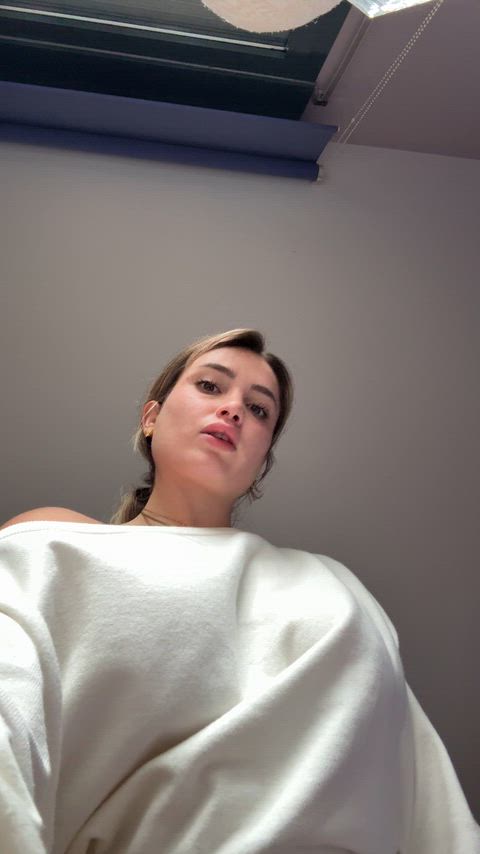 This fabric lifts a little too easily