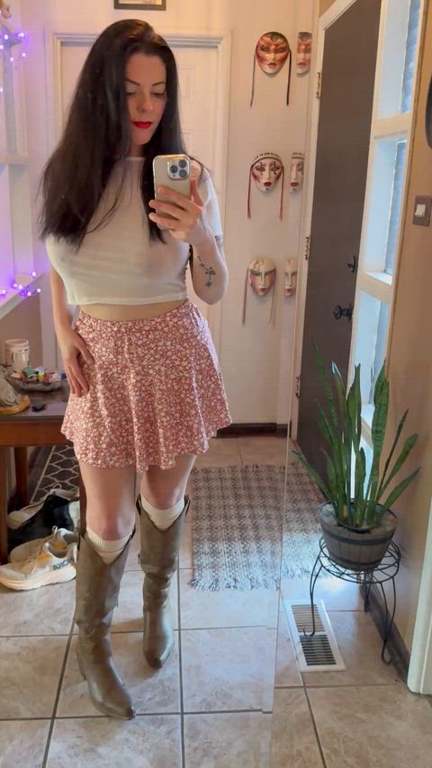 I'm sad it's getting too cold for skirt weather