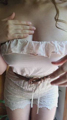 Barely Legal Big Tits Bouncing Tits Teen Titty Drop Porn GIF by lamsinka89