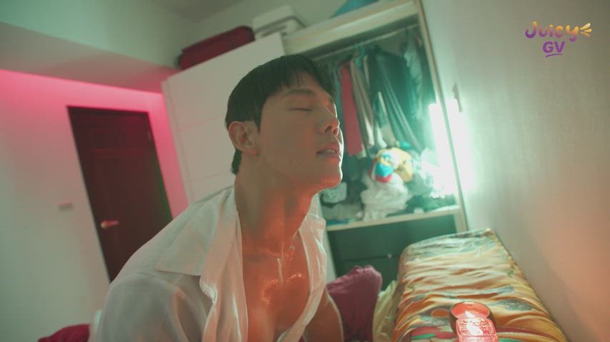 Korean student want big cock. - JuicyGV