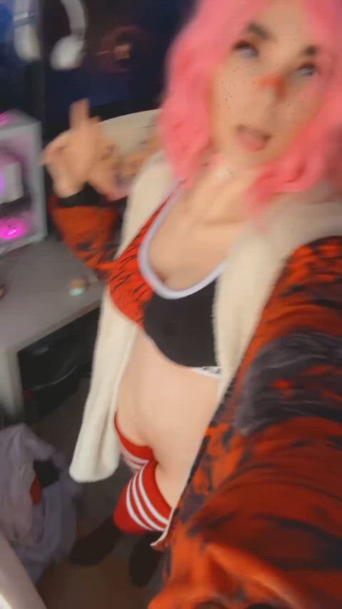 say yes if you want dick vids from me