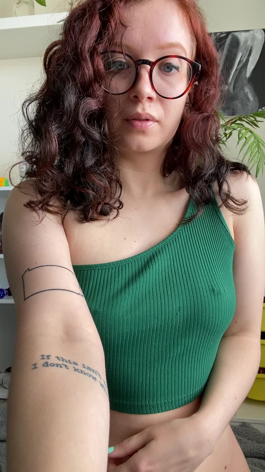 good morning! how about a perky pierced titty drop to start the day?