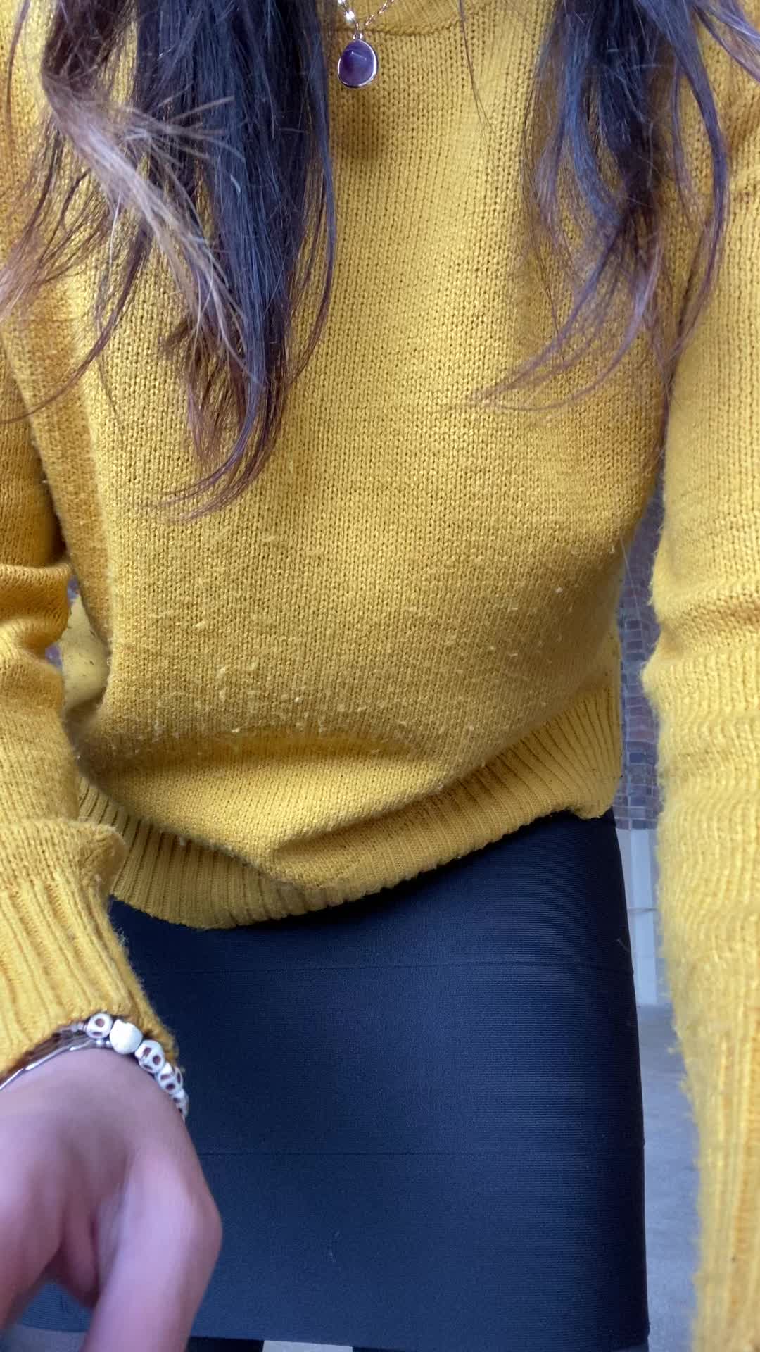 lashing in tight skirt and tights 🤩