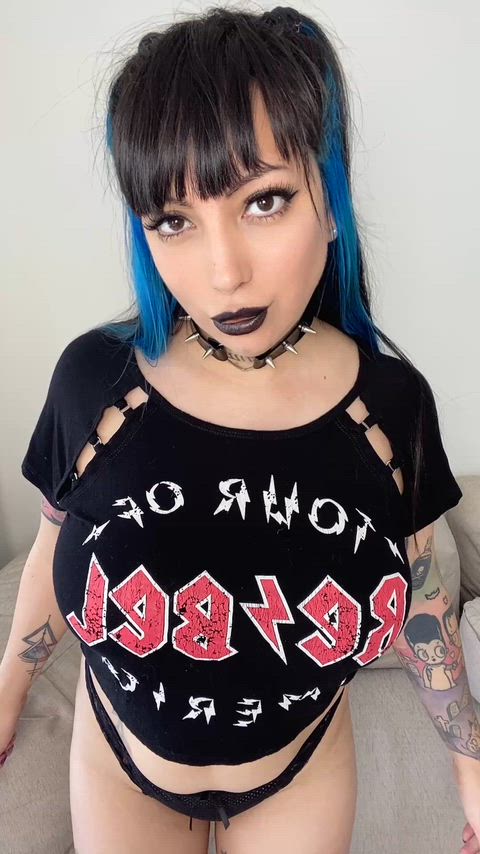 The kind of tits that make people forget