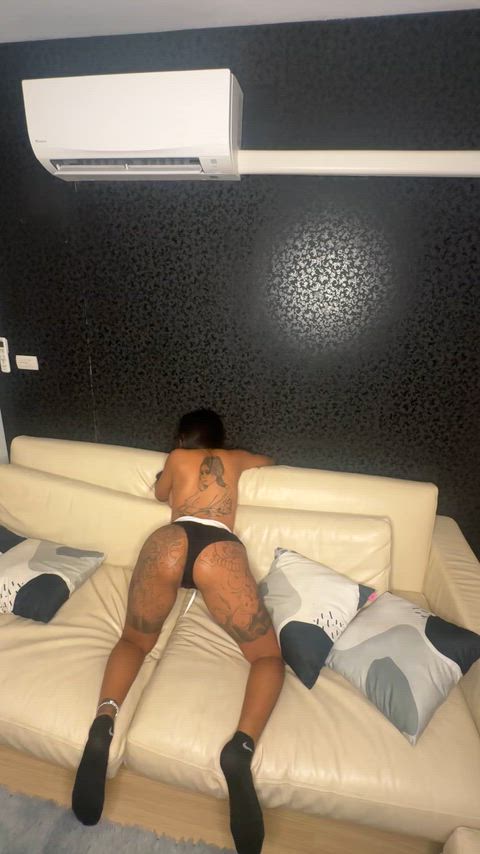 Hope you will enjoy the sound when it claps.