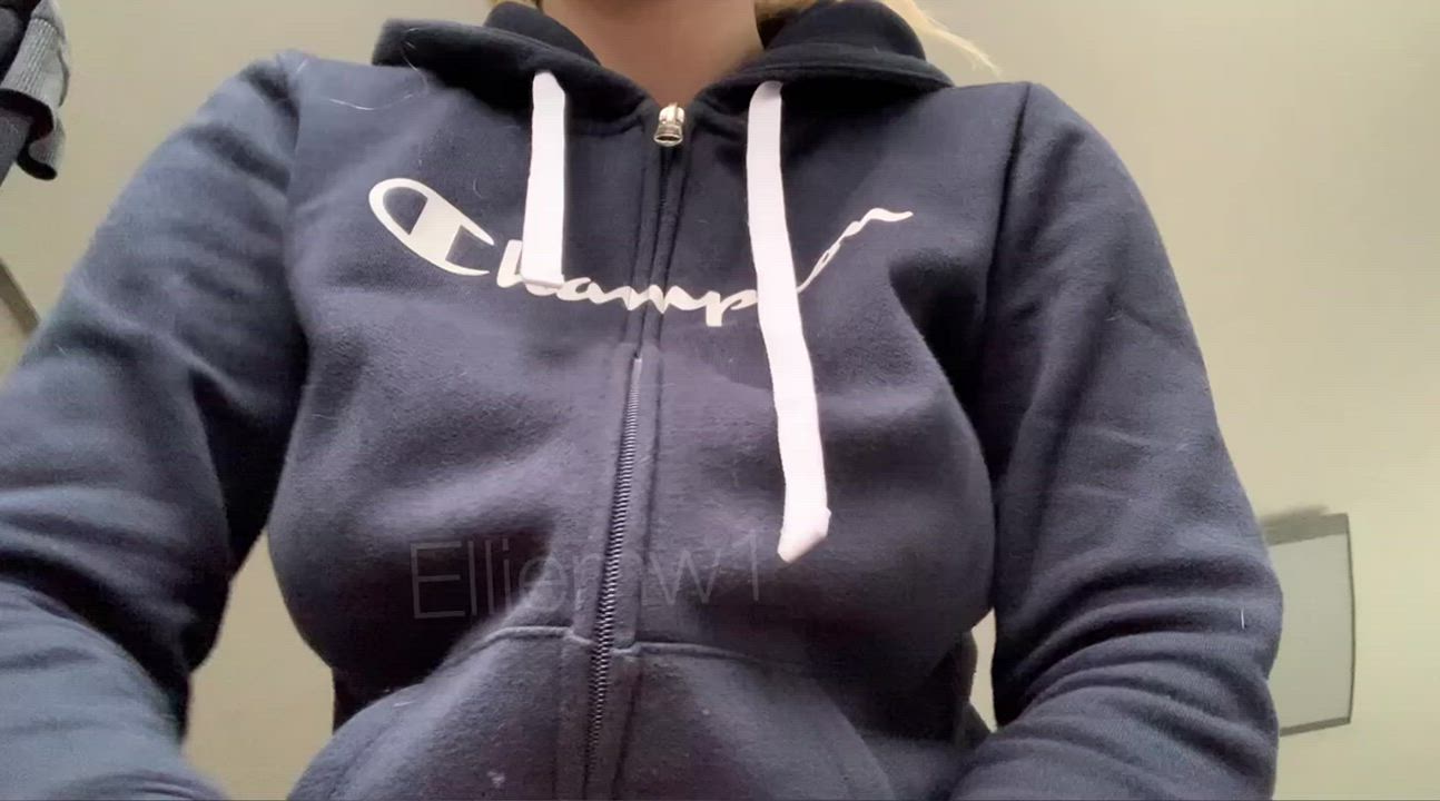 First post here. I hope you like my big areolas on my DDD’s 😘