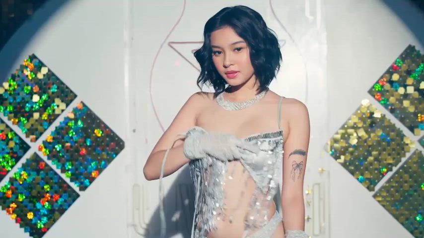 Aliya Raymundo - Mamasan - 2025