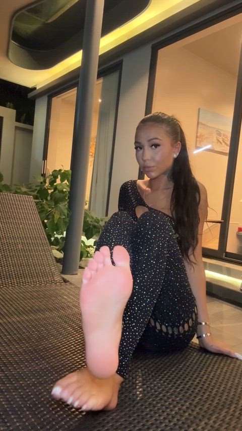 Blurred video preview