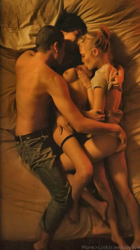 Aomi Muyock & Klara Kristin - Love (2015)
