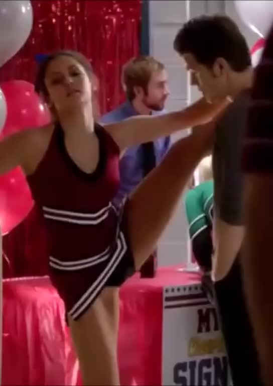 Nina Dobrev - upskirt plot in The Vampire Diaries