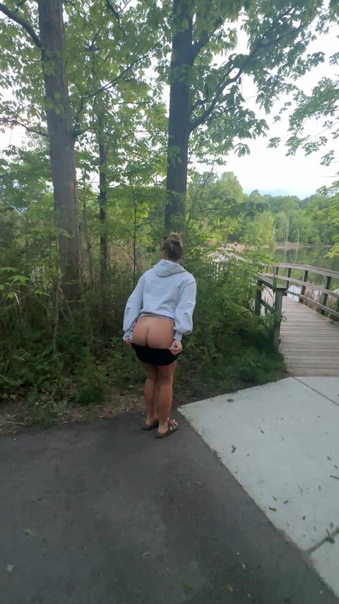 18💋college girl https://onlyfans.com/LexiLuv for talking. All ran by me. thumbnail