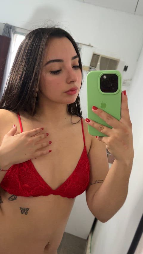 18F drop a ❤️ and I'll send u nudes (first 50 guys only)