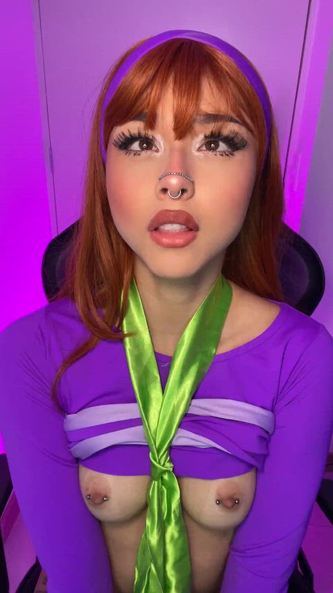 so this is how daphne blake does the ahegao face