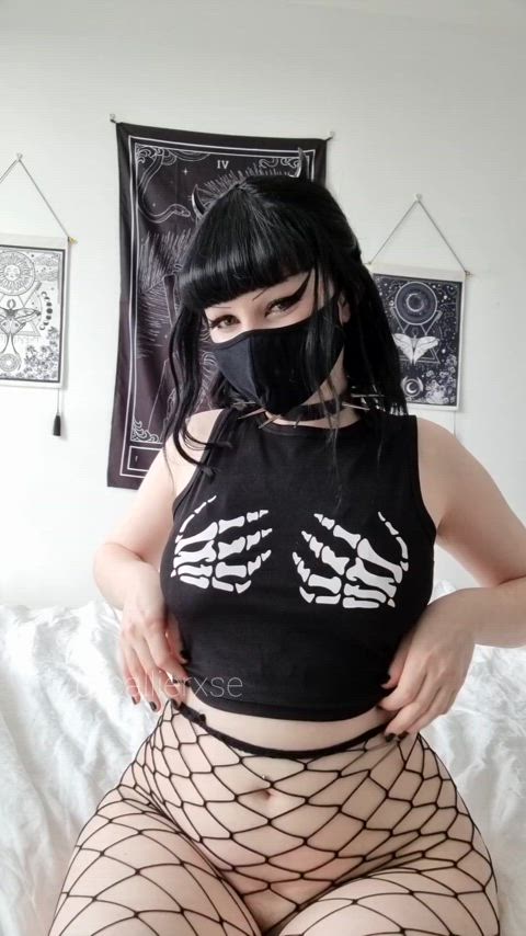 my tits are the perfect canvas for your cum