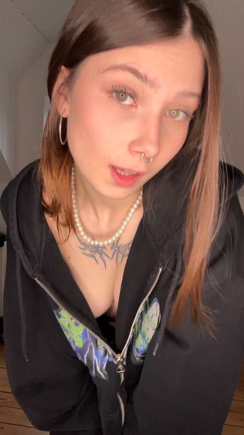 Amateur OnlyFans Teen Tits Porn GIF by ponchofreddo