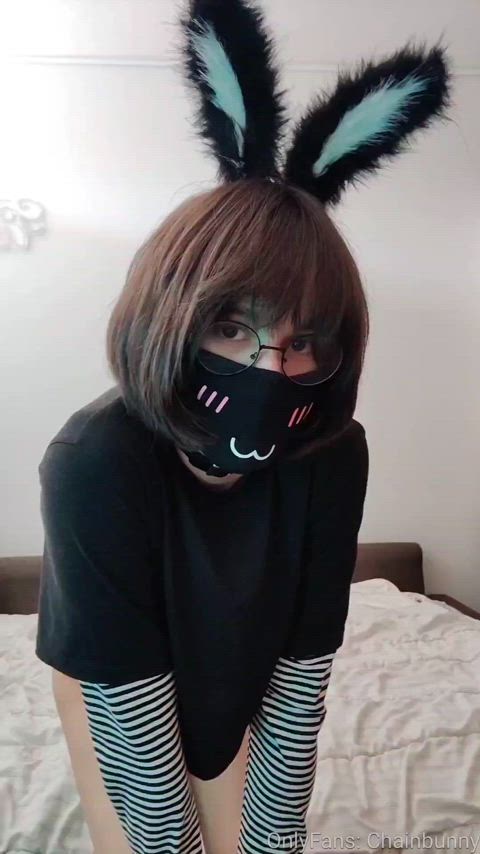 I really need a place to empty my full bunny balls~ 🖤💦