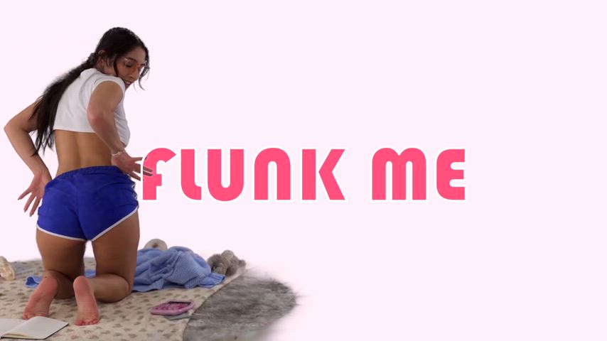 NEW: Madison Wilde's stressing out & jerking off before her finals in [flunk me] /// Braindance VR