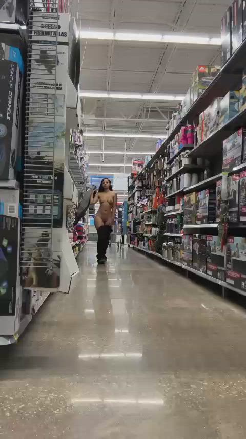 Amateur Big Ass Curvy Ebony Exhibitionism Exhibitionist Huge Ass Phat Ass Public SlimThick Porn GIF by populardick