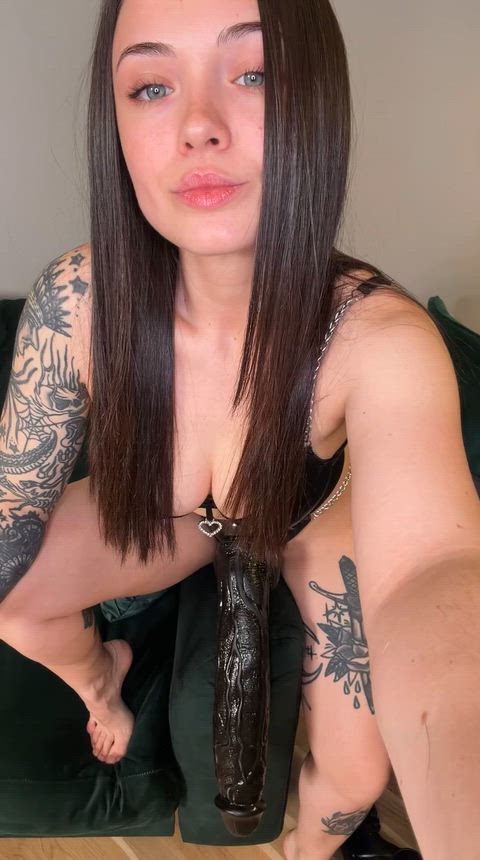 Hey!🍑I 22 year old college student who is always horny. I am that girl with who u dream live next door.✨I live alone, so I spend a lot of time here online.🤗 I love domination very much. 😈🔑🦶🤏 You can just ask me that🤫 💙Once u talk to me, u will want it again and again, write me, check it. I sure u will stay happy.😘 thumbnail