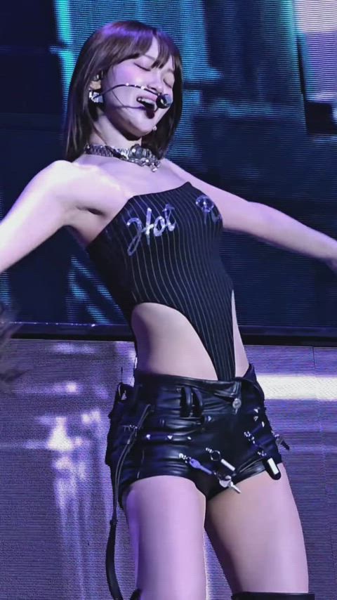 Chaewon / LE SSERAFIM