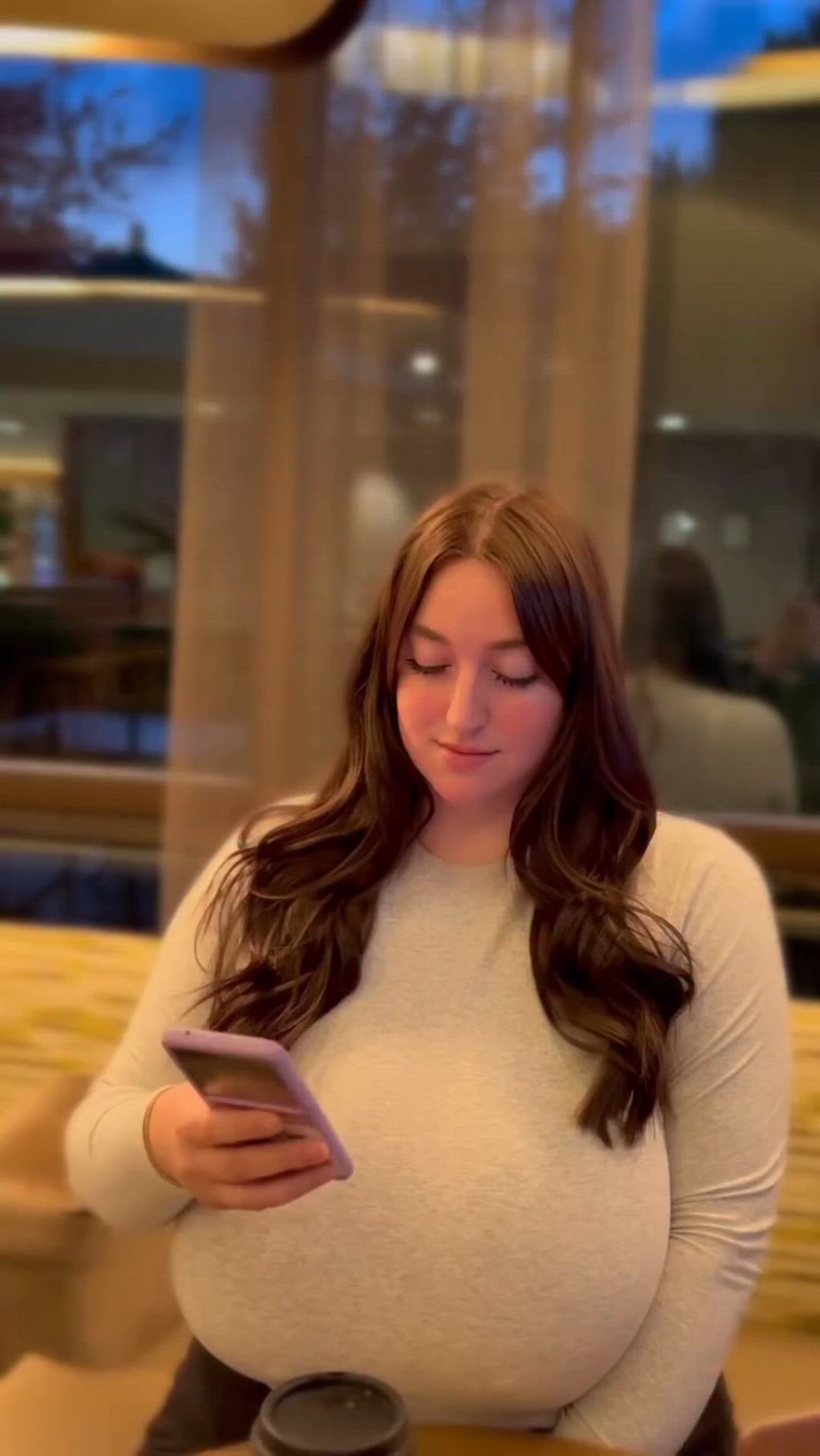 Wonder who she is texting