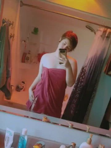 need an older man to breed my gen z cunt