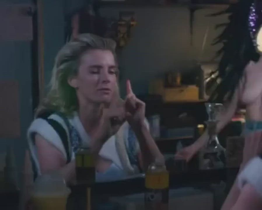 Alison Brie Celebrity Cute Porn GIF by redbledcom