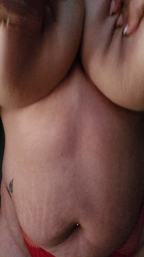 Watch my big boobs and belly jiggle just for you 🐷