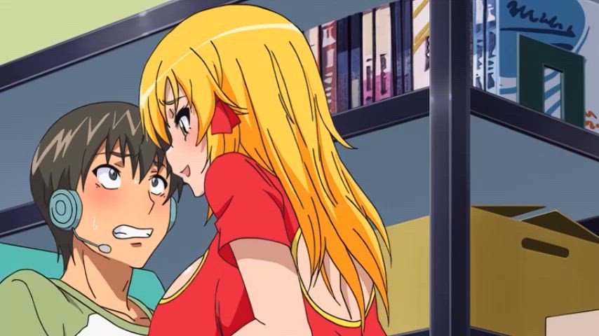 Internet love crossed the border - the pussy from the screen sat on his dick with her wet pussy!