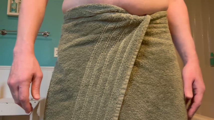 It’s just way too fun making my big cock cum!