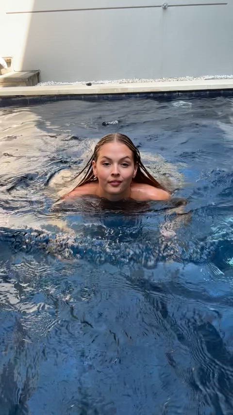 the hotel should ban swimsuits in the pool :)