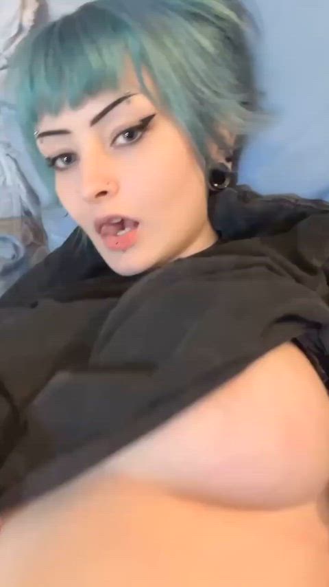 Your gothic nympho gf