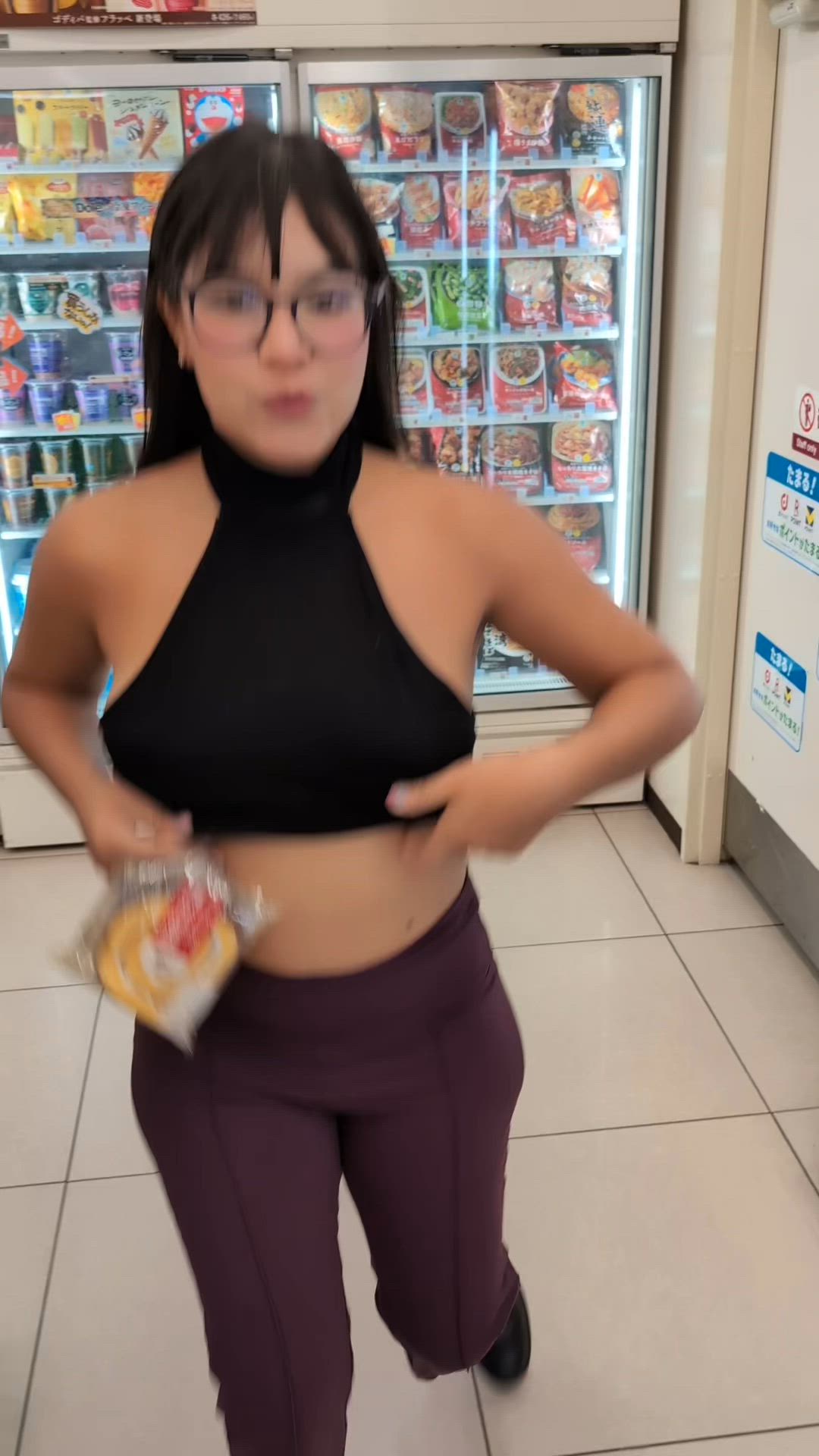Boobs, Brunette, Flashing, Public, Teen, TikTok
