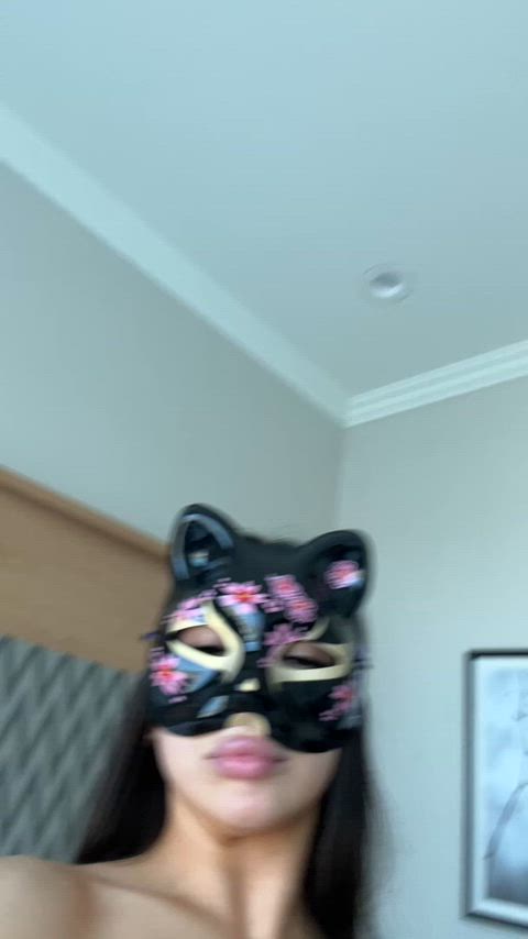 Guys show me no attention Idk why