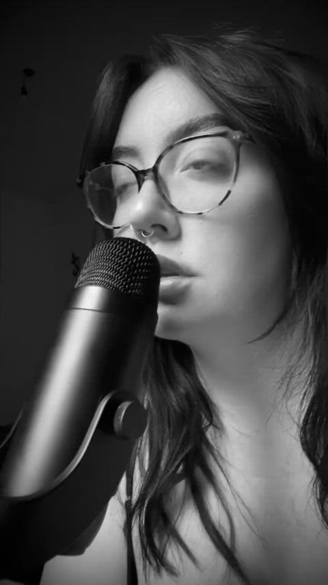 NoirWhispers ASMR
