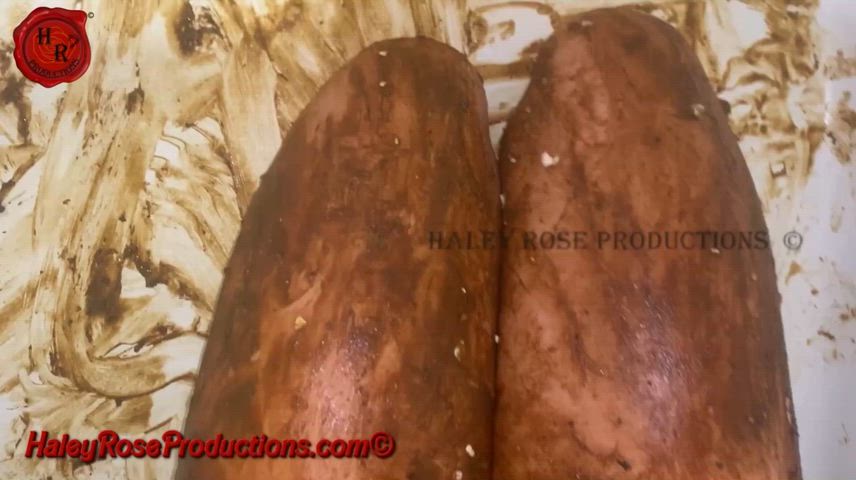 Smeared myself with my dirty diaper 💩👅[F]