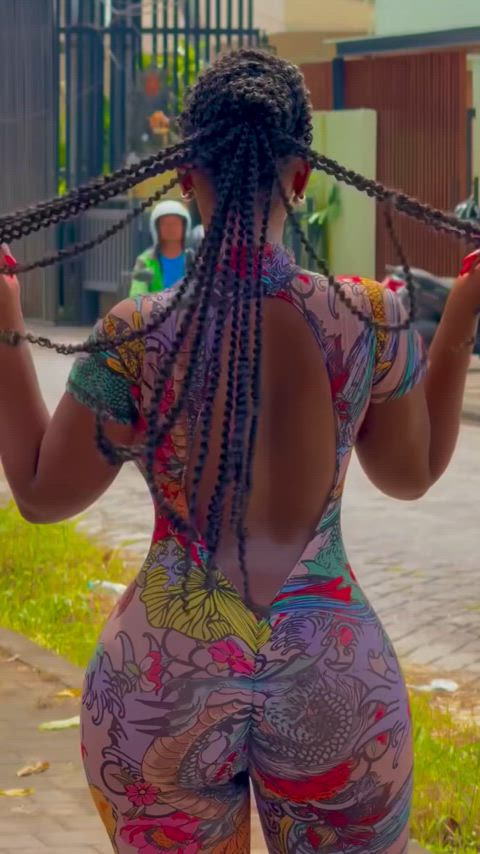 Would you breed this African bubblebutt?