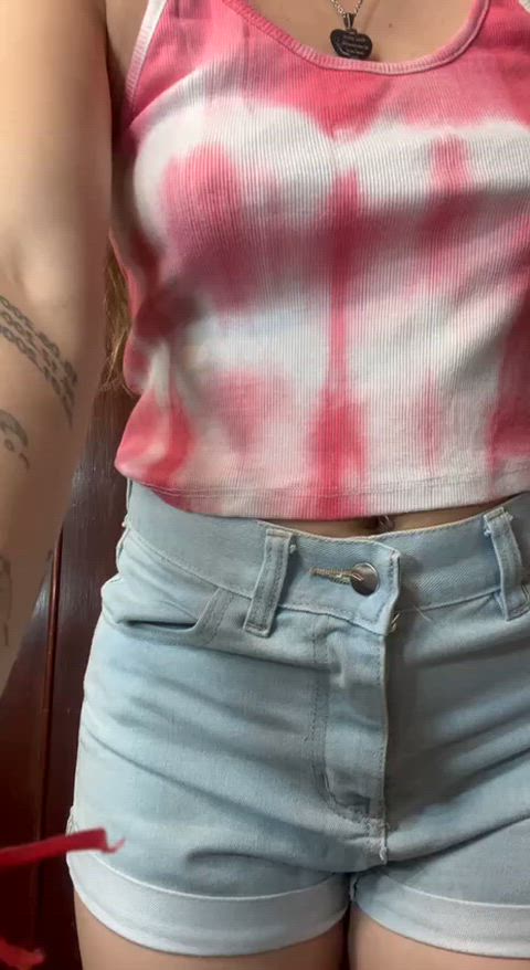 Just me, my tits and these jeans ;)