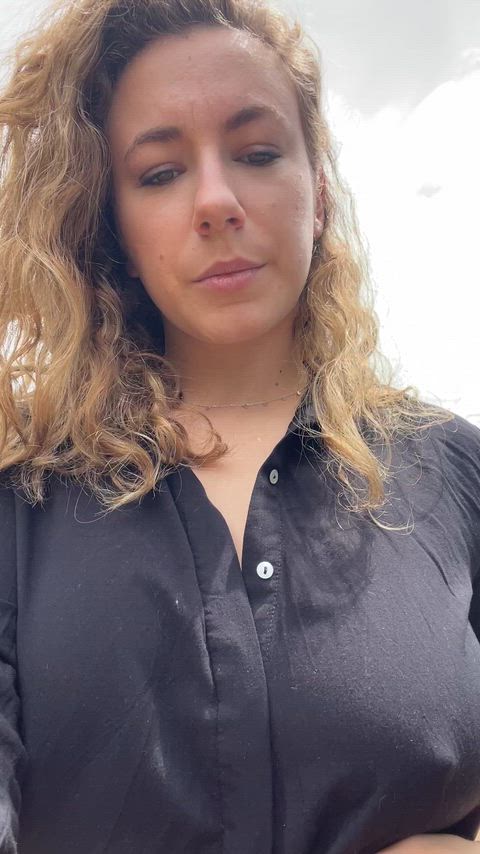 Decided not to wear bra, the best decision ever..