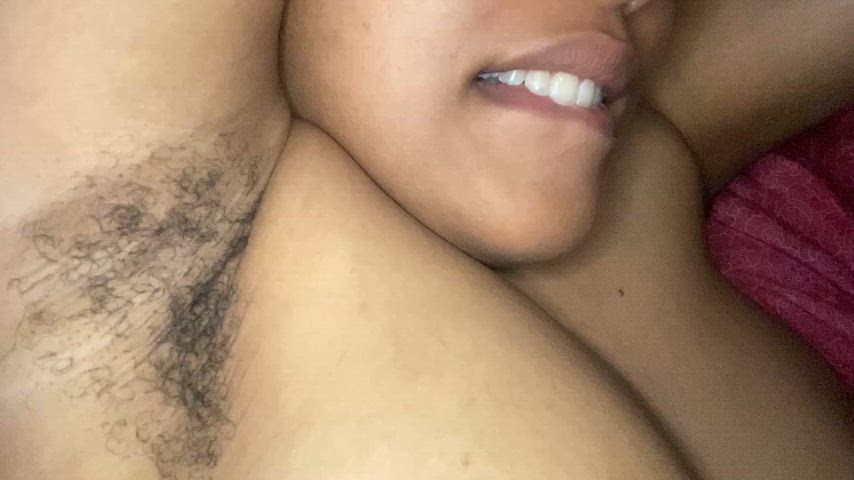 Mermaid Jill Jasmine ready for some wetness! 🧜🏽‍♀️🐬[fet]ish friendly [selling] [Customs] [cam] [sext]ing sessions [GFE] Menu in comments and pinned to my profile