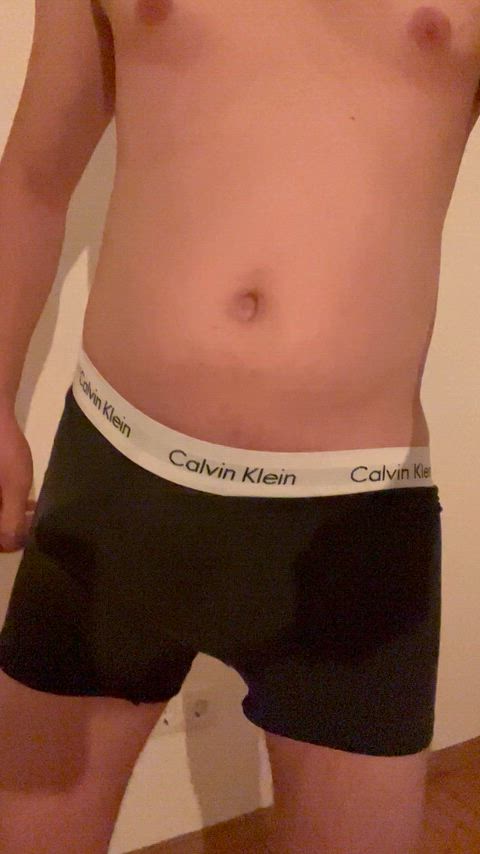Wer möchte sich vor mich knien?😋 [M28]