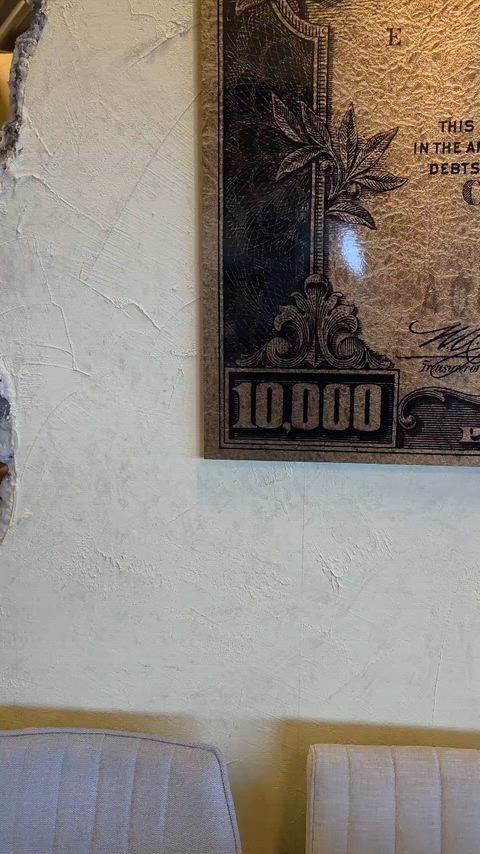 Trying to get kicked out of the store for a reddit post hahah (F33, Netherlands)