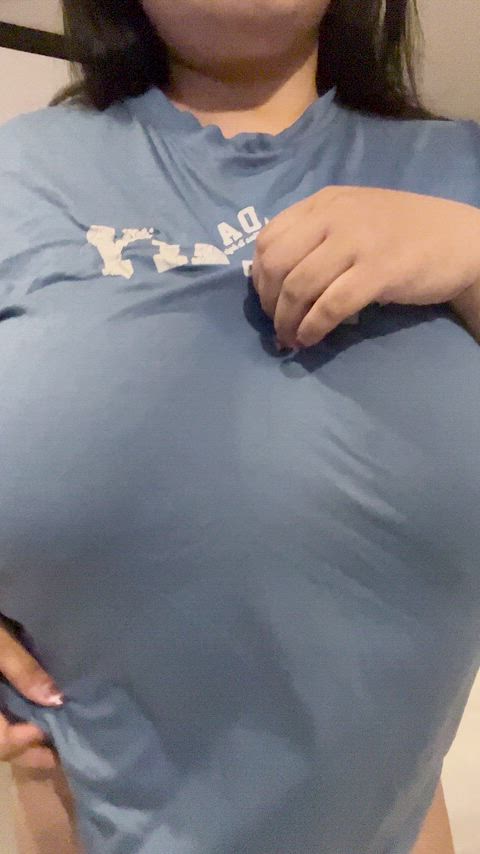 Does my boob size fit your type? [drop]